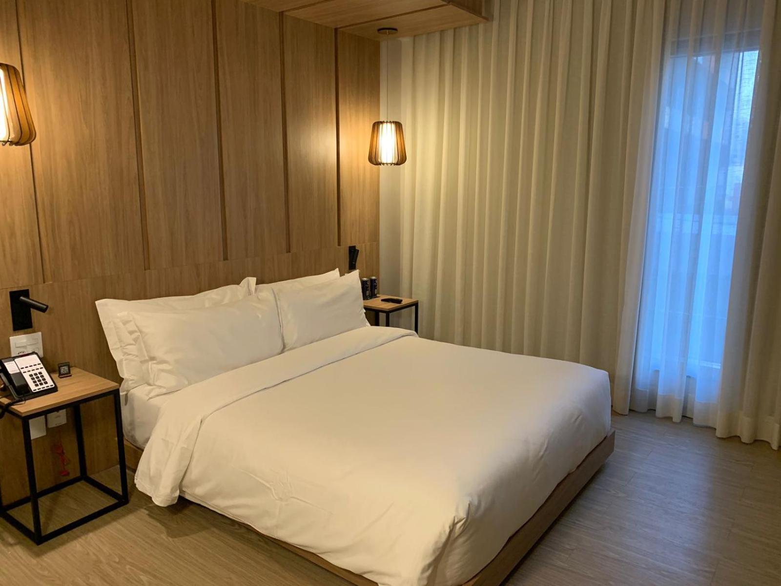 Radisson Pinheiros Hotel เซาเปาโล ภายนอก รูปภาพ